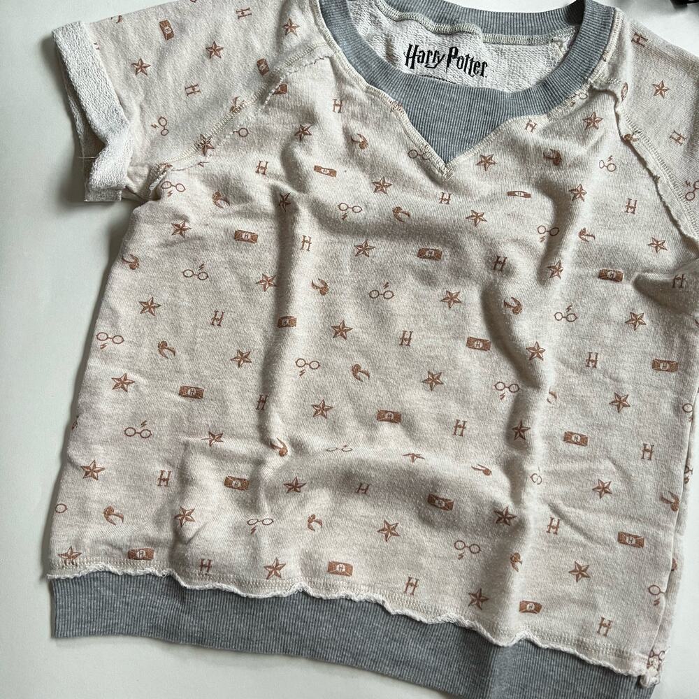 Harry Potter Short Sleeve Sweatshirt Size Medium